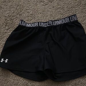 Under Armour Black Athletic Shorts Lightweight Moisture-Wicking
